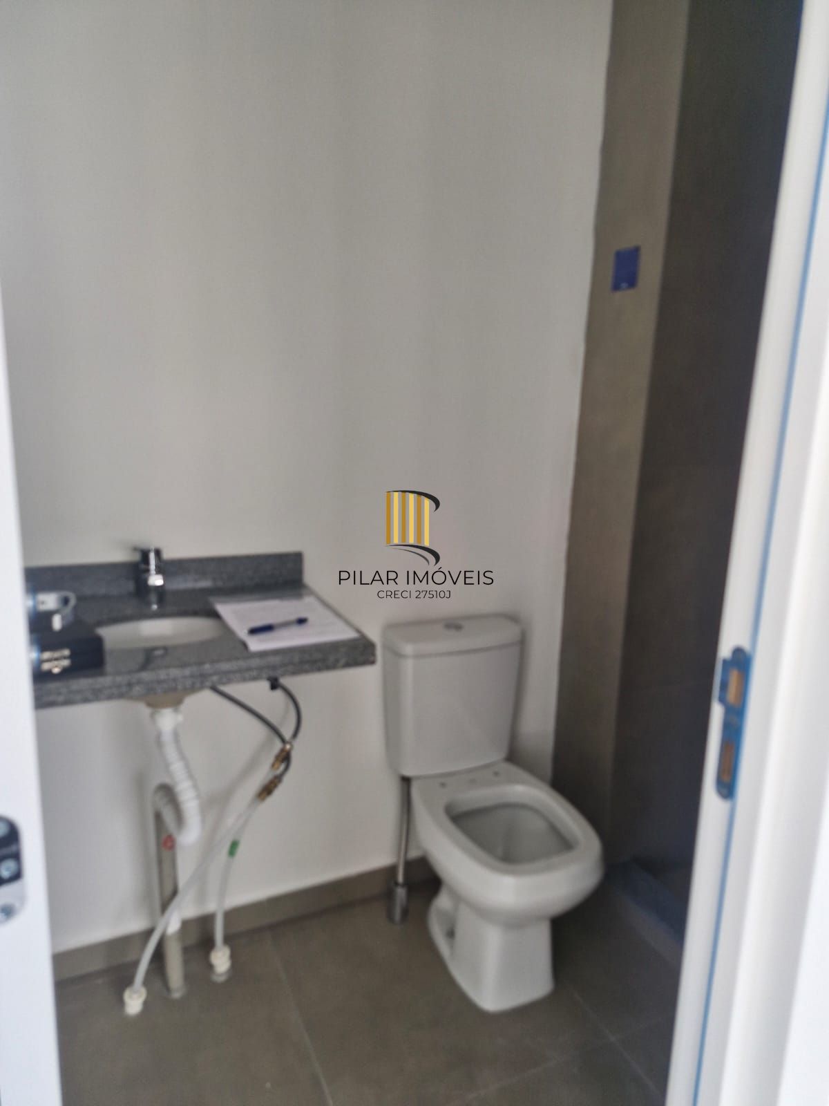 Apartamento 01 dormitório, 01 vaga no Bairro São João em Porto Alegre