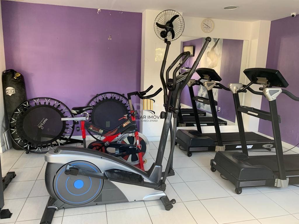 Lindo apartamento com vista e posição solar privilegiada.