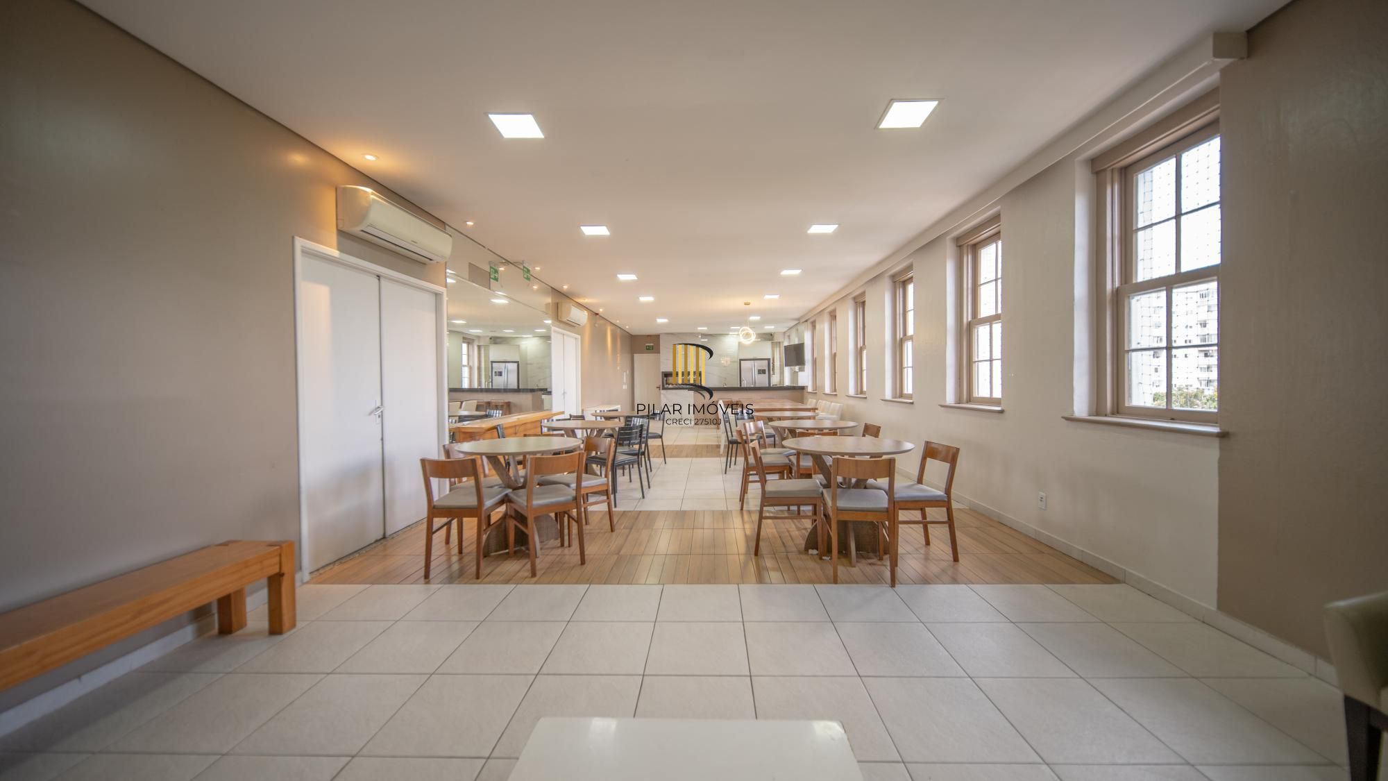 Apartamento Garden com 3 quartos e 107m² à venda em Teresópolis, Porto Alegre.