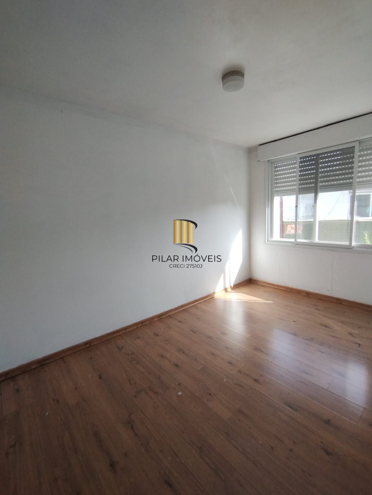 Apartamento com 03 quarto e 01 vaga no Bairro Cavalhada em Porto Alegre