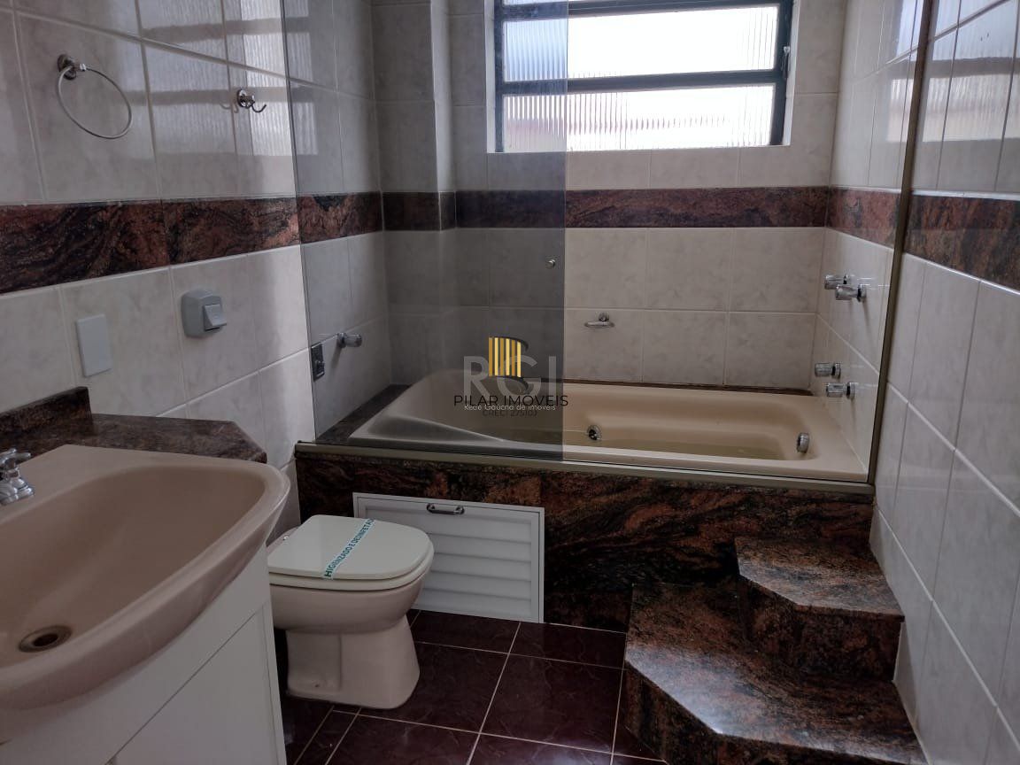 Ótimo apartamento de 3 dormitórios no centro de São Leopoldo