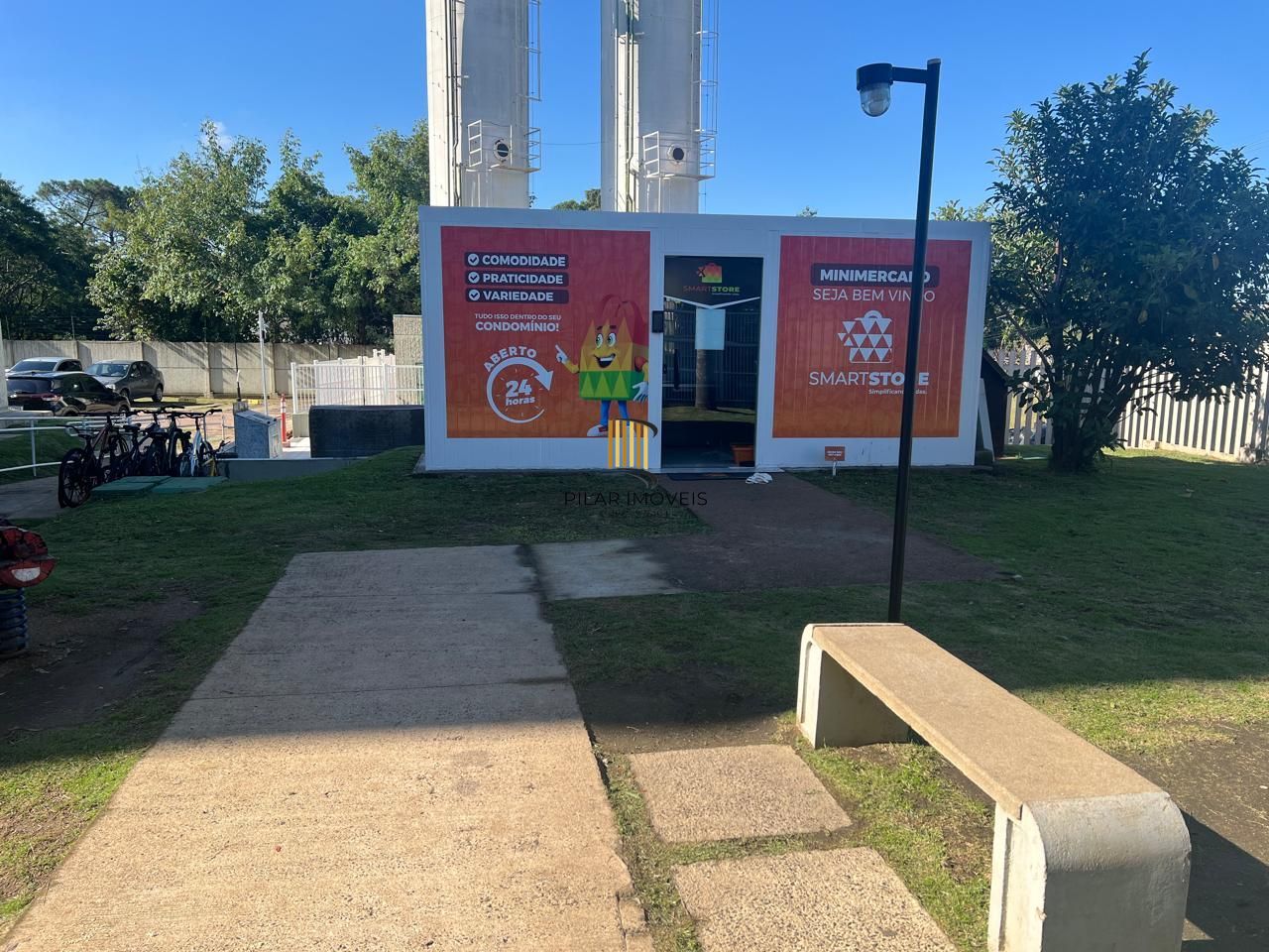 Apartamento 2 dormitórios com vaga no bairro Cavalhada.
