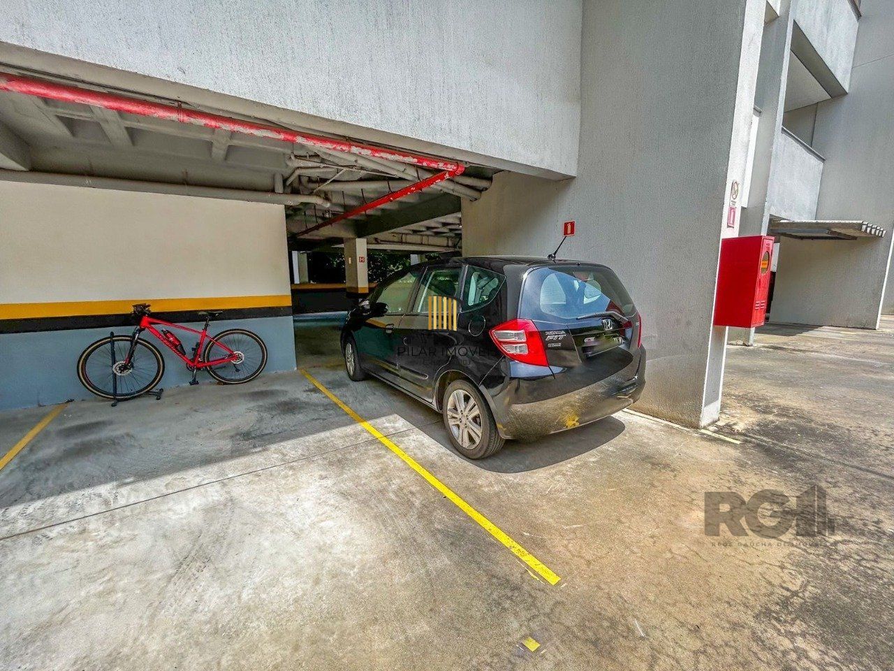 Apartamento de 02 dormitórios no Bairro Tristeza em Porto Alegre/RS