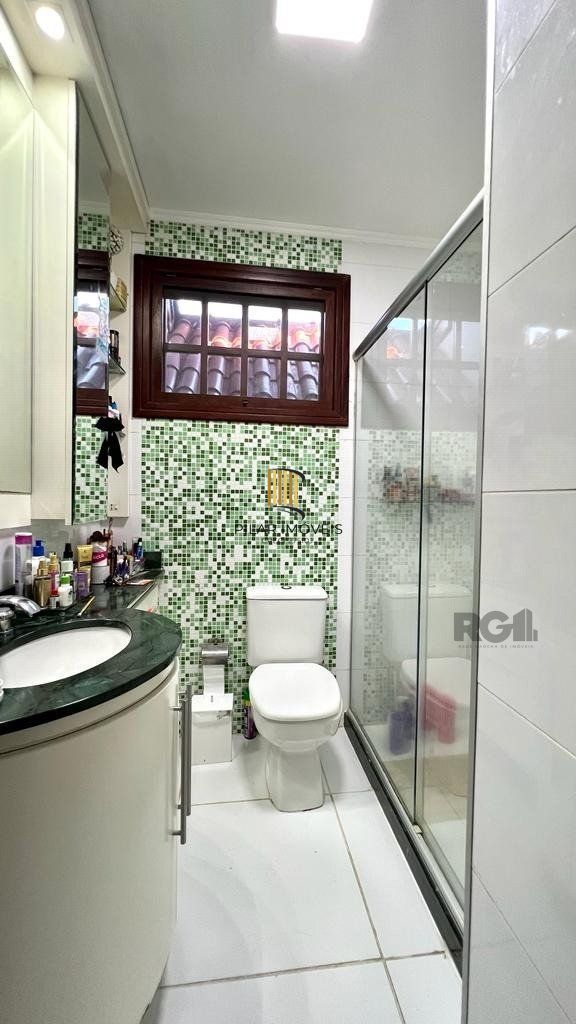 Casa de Condomínio 4 dormitórios no bairro Nonoai
