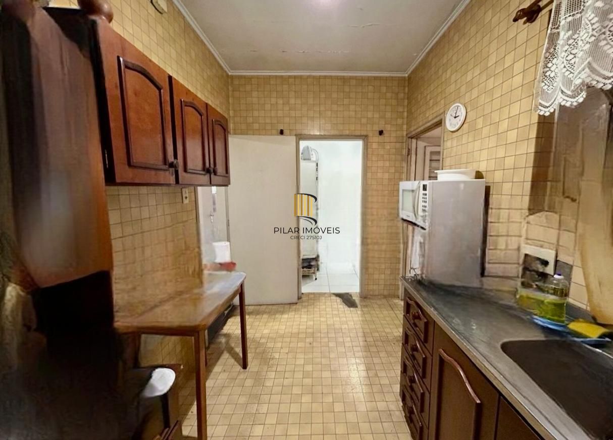 Apartamento 3 dormitórios em 81m2 no bairro São João.