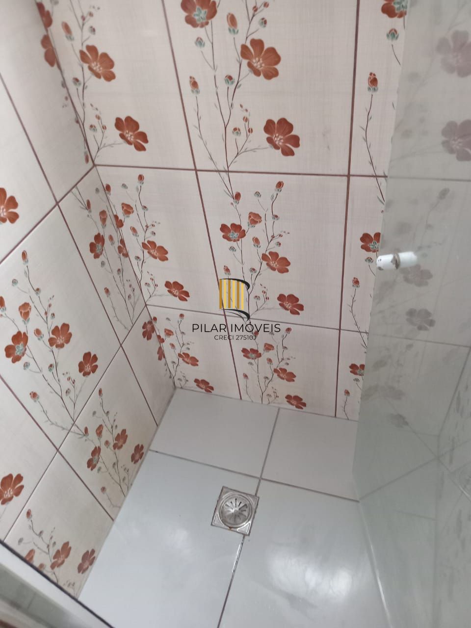 Apartamento com 02 Quartos e 01 Vaga no Bairro Mário Quintana em Porto Alegre