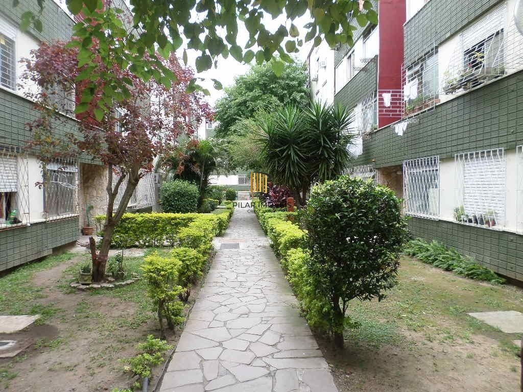 Apartamento de 2 dormitórios estacionamento rotativo e portaria