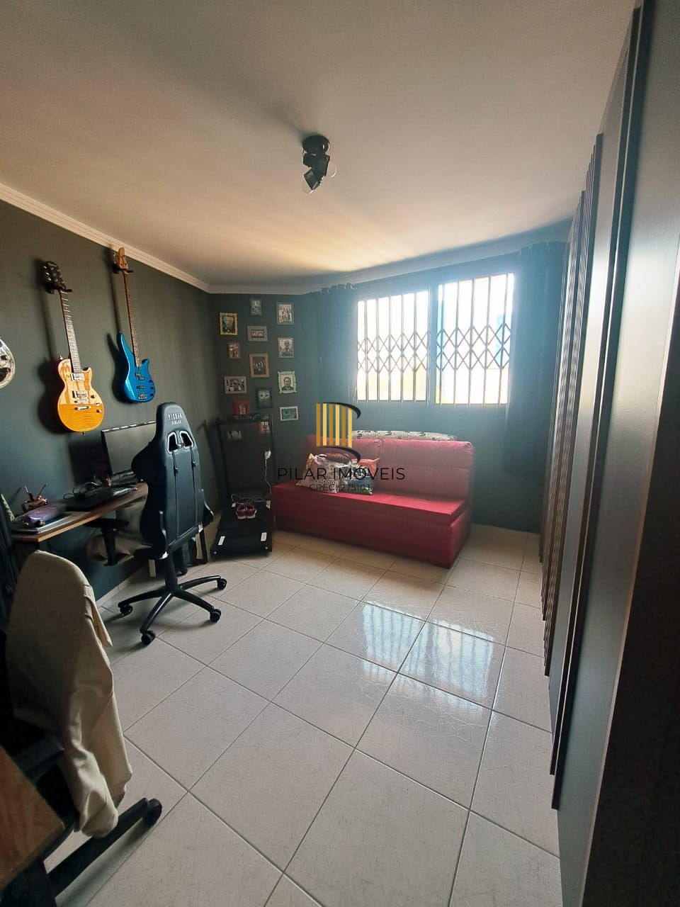 Apartamento com 02 quartos no Bairro Cristal (01 Suíte)