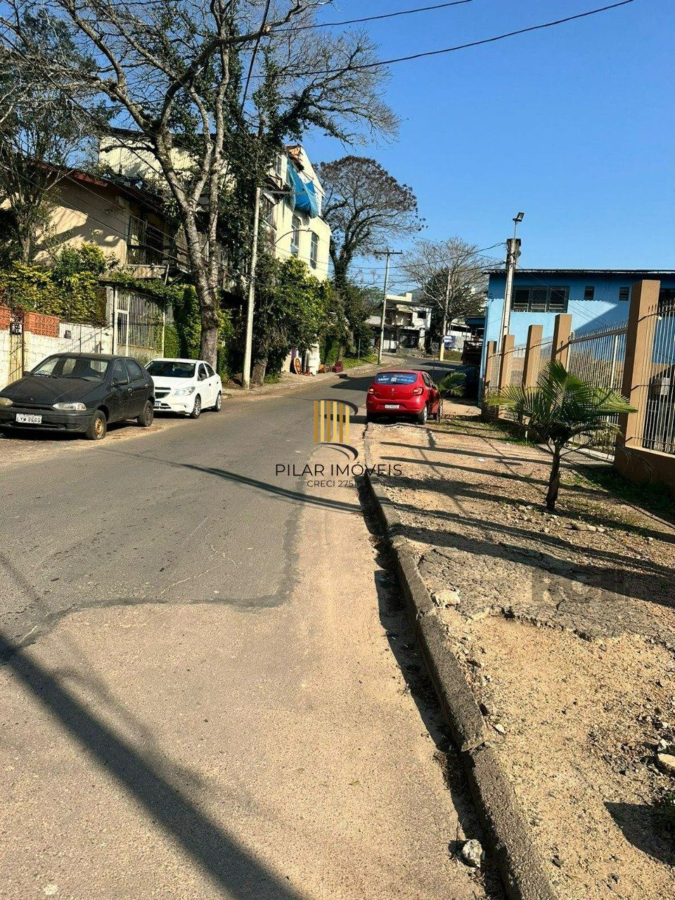 Terreno com 66m² e casa mista, no bairro Vila Nova