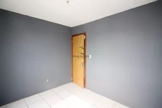 Apartamento com 02 quartos e 01 vaga no Bairro Restinga em Porto Alegre