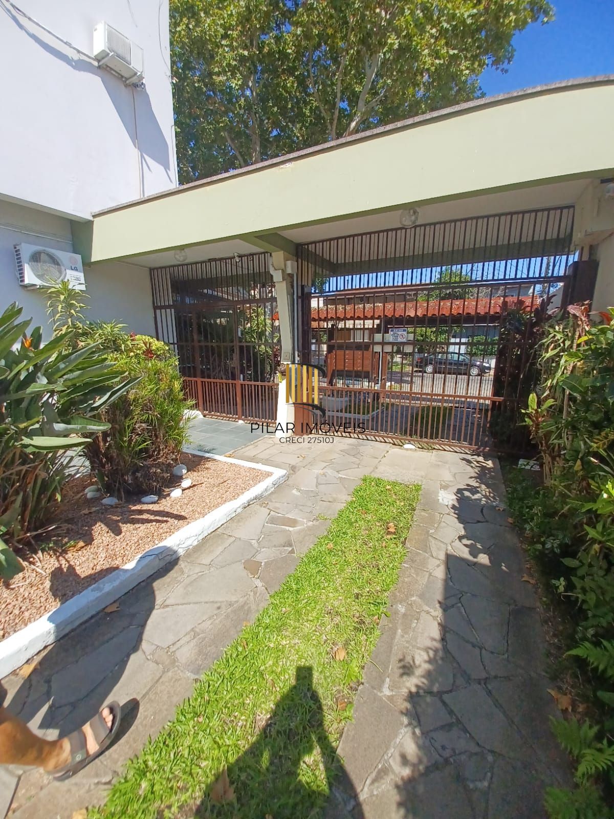 APARTAMENTO 2 DORMITÓRIOS – ÓTIMO ESTADO | LOCALIZAÇÃO PRIVILEGIADA