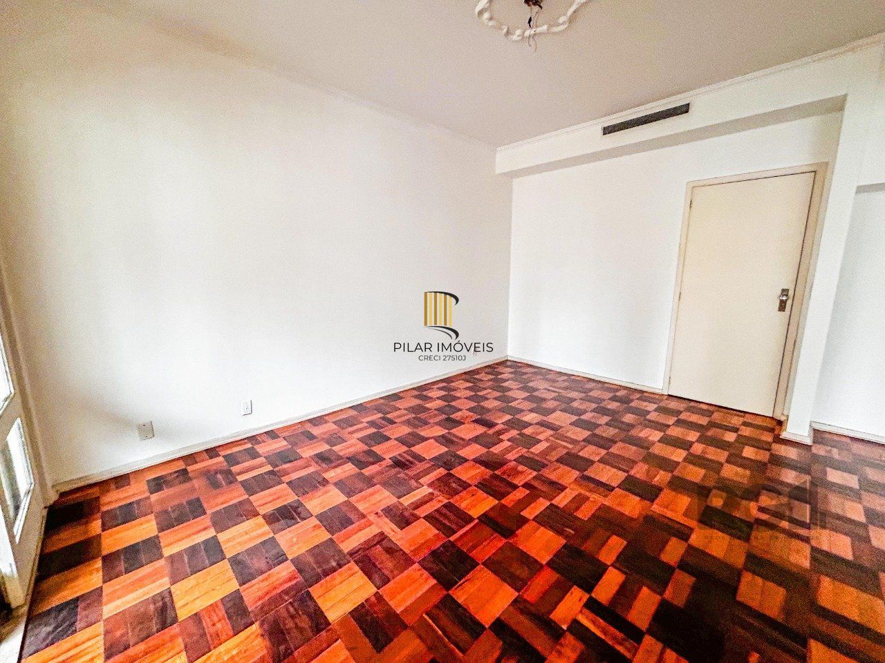 Apartamento no Centro de 3 dormitórios e vaga
