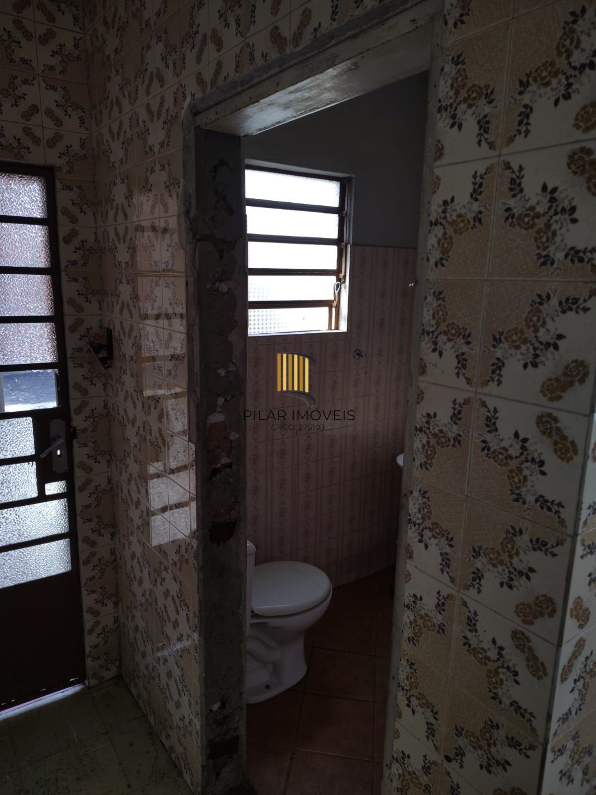 Casa com 03 quartos no Bairro São Pedro em Porto Alegre