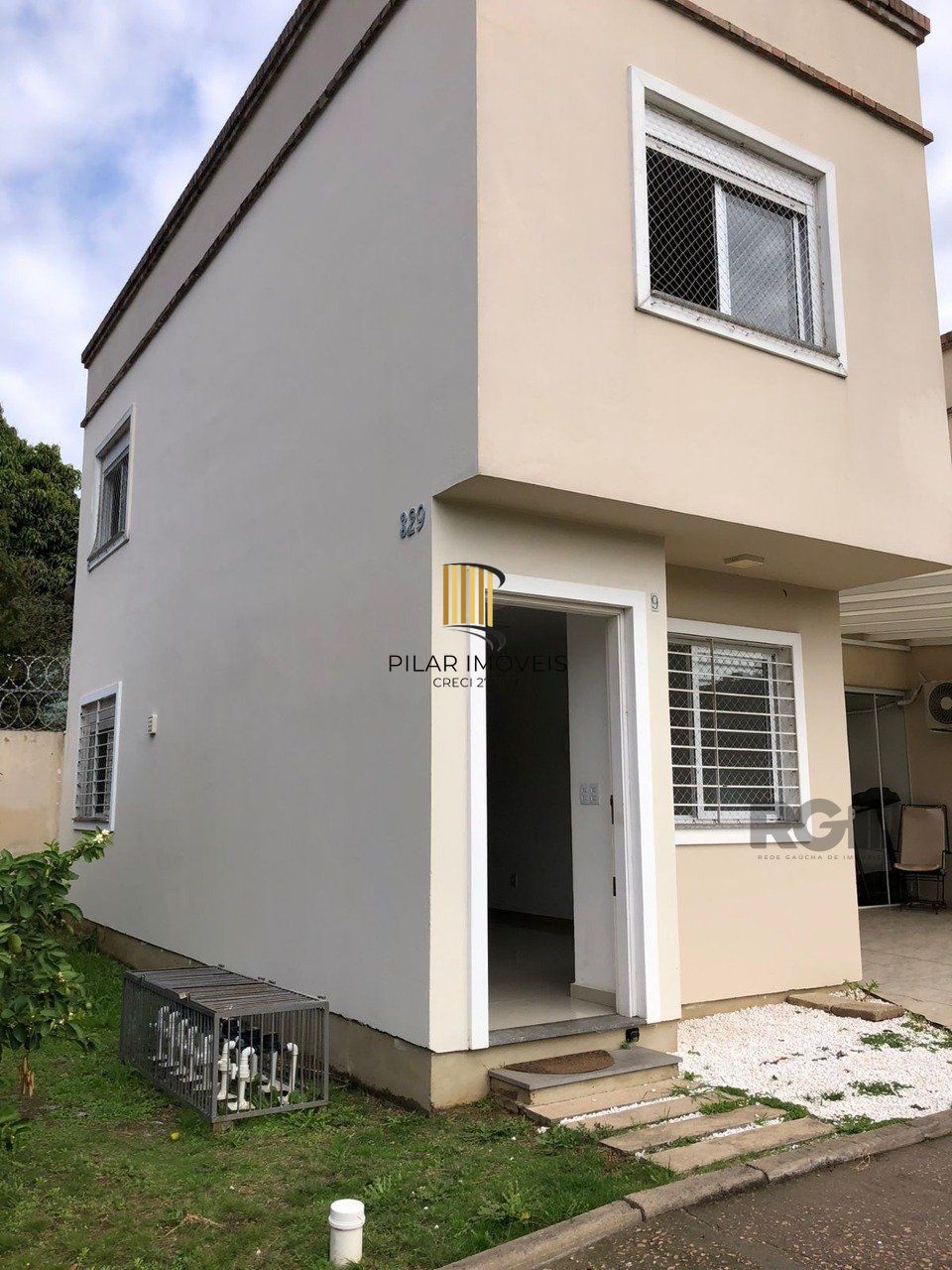 Casa Condominio 2 Dormitório(s) Bairro Nonoai
