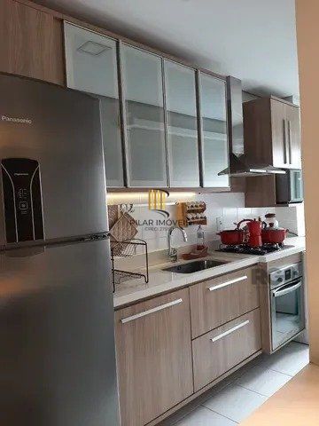 Apartamento de 3 dormitórios com vaga no bairro Partenon