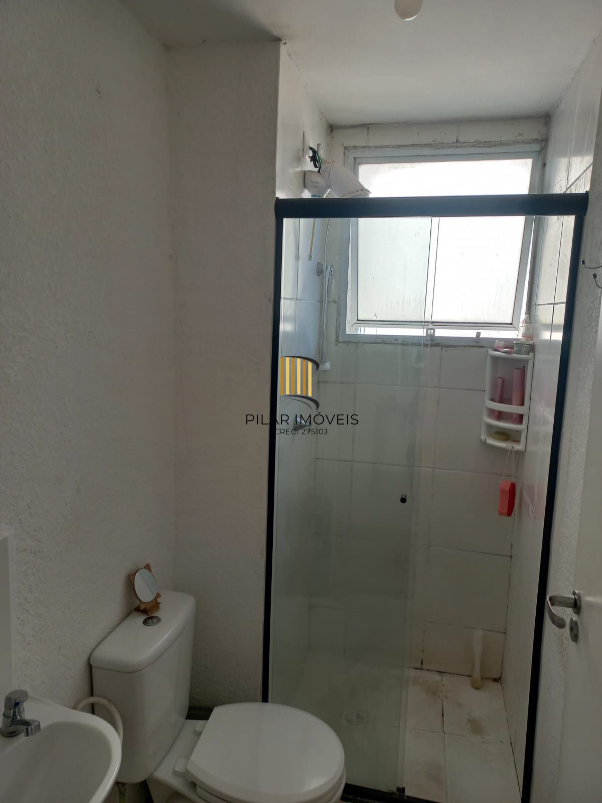 Apartamento com 02 quartos e 01 vaga no Bairro Santa Rosa de Lima, Porto Alegre