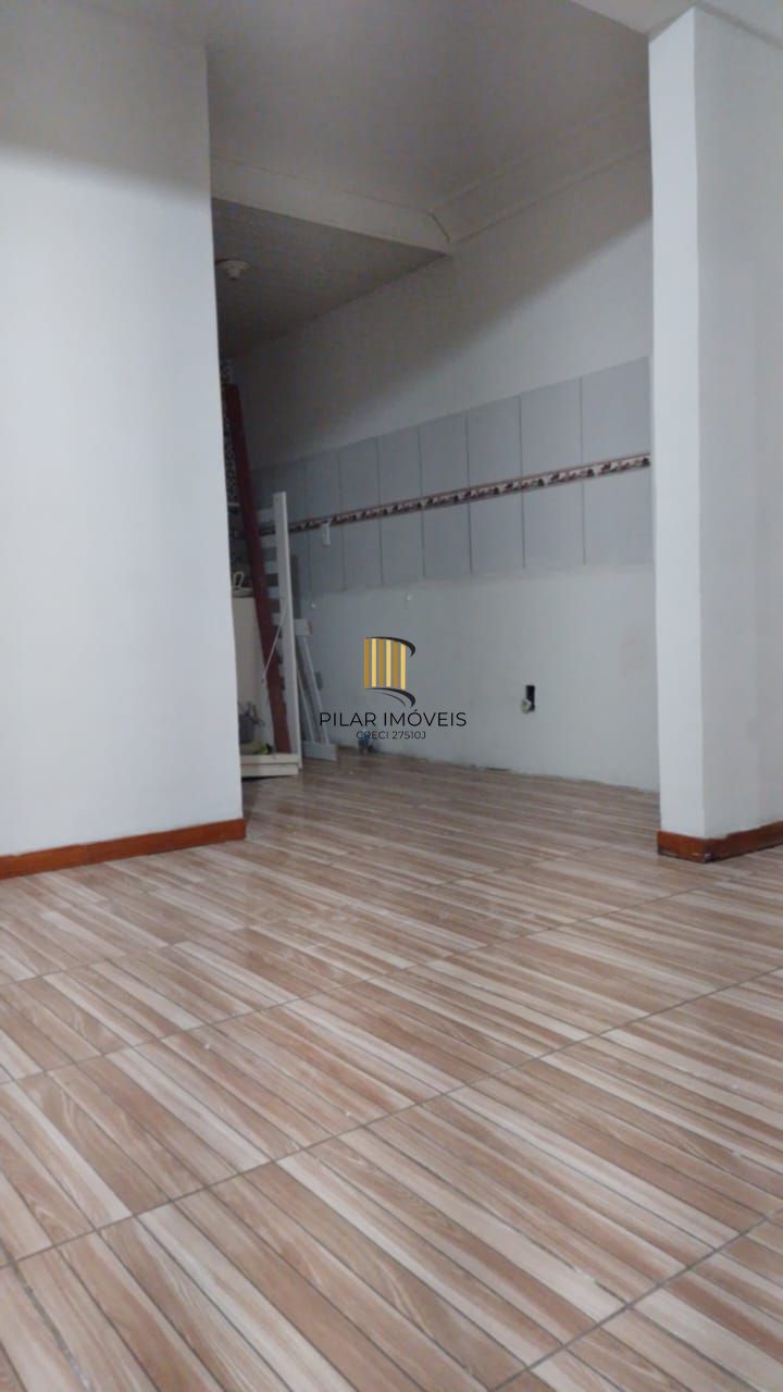 Apartamento dois dormitórios com vaga de garagem