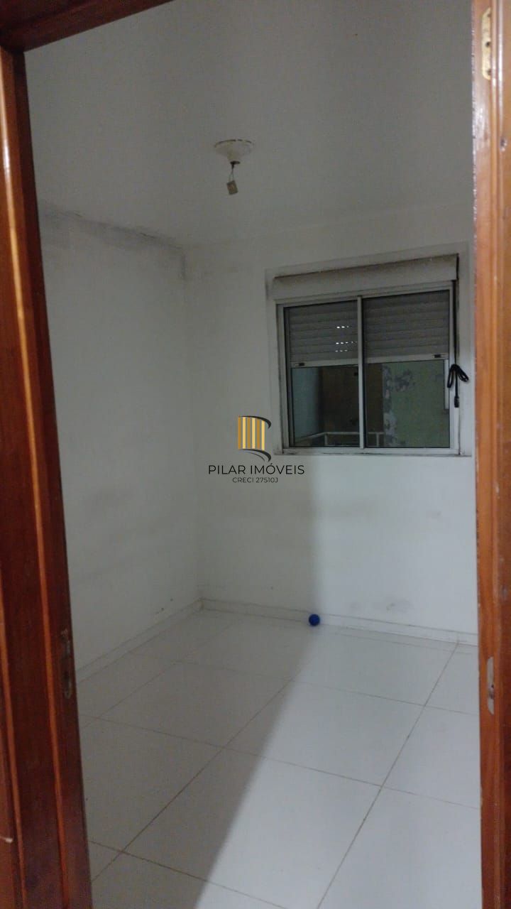 Apartamento dois dormitórios com vaga de garagem