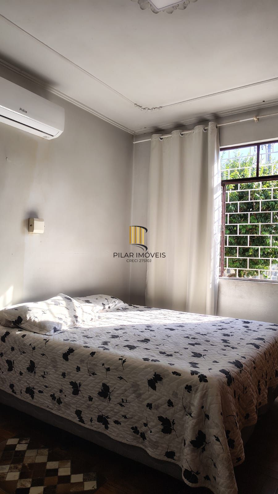 casa térrea 3 dormitórios com 2 vagas cobertas e demais descobertas no bairro cristal