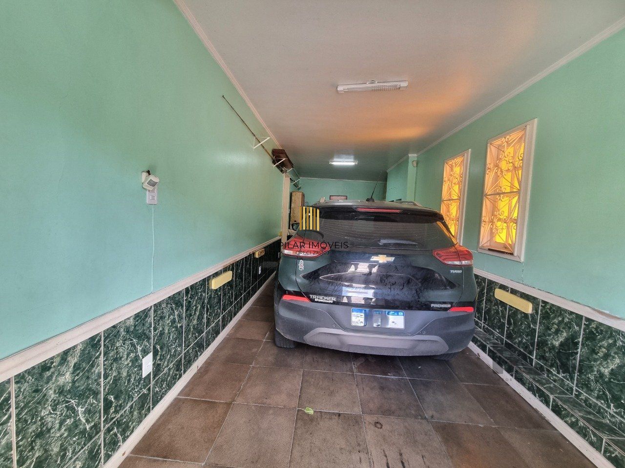 Casa 4 dormitórios, 4 vagas, espaço gourmet, piscina, jardim do salso Porto Alegre RS