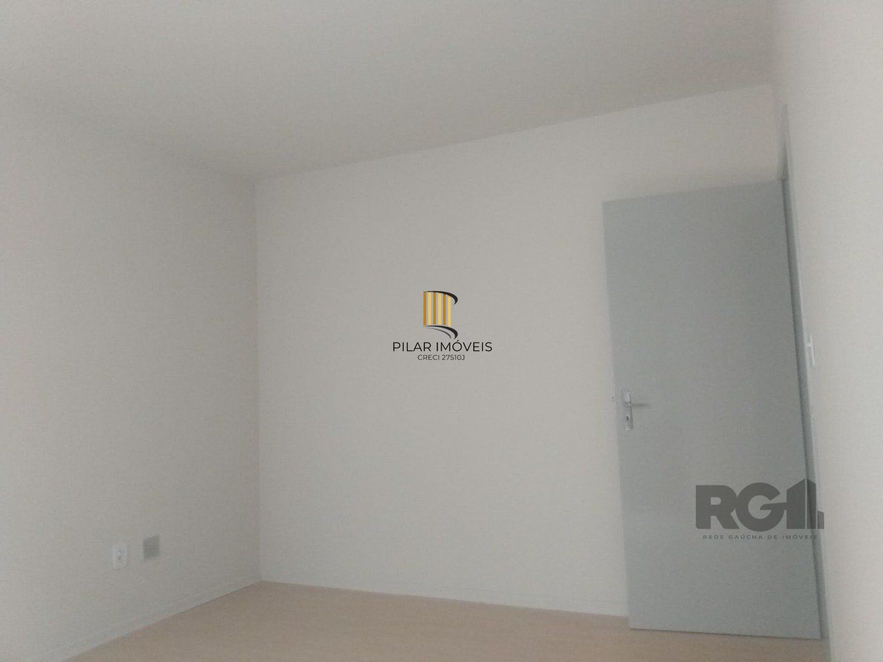 APARTAMENTO DE 2 DORMITORIOS REFORMADO BAIRRO SANTO ANTONIO - POA/RS