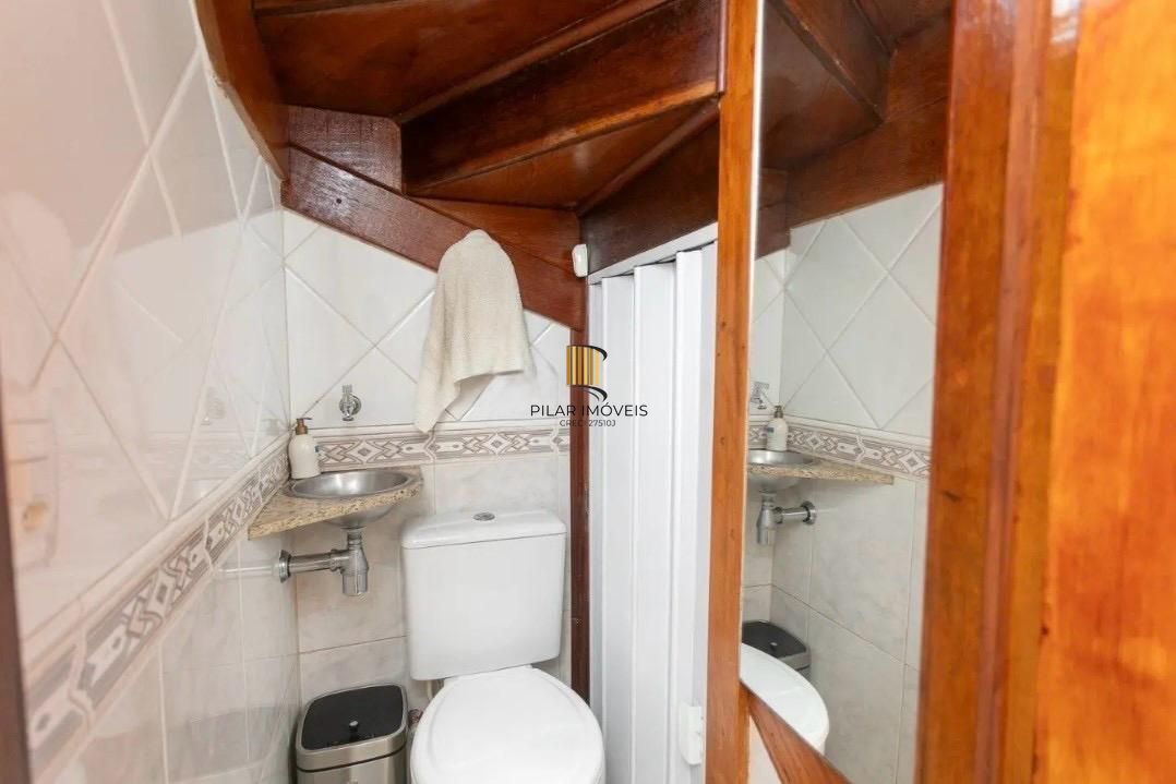 Casa em Condomínio com 03 quarto e 01 Vaga no Bairro Humaitá