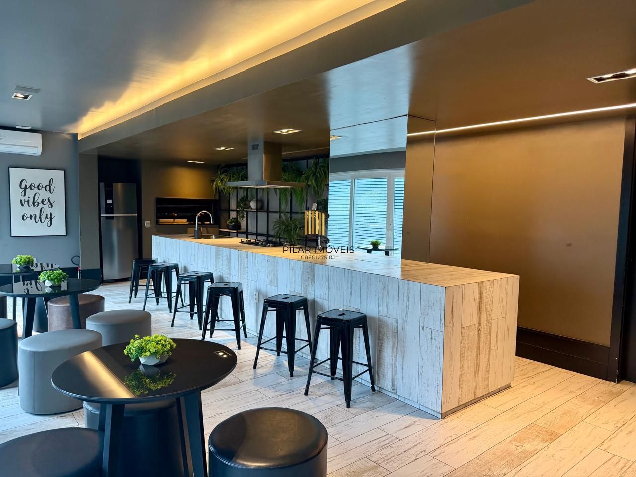 Apartamento com box duplo no bairro Teresópolis