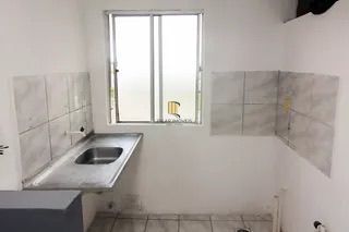 Apartamento com 02 quartos e 01 vaga no Bairro Restinga em Porto Alegre