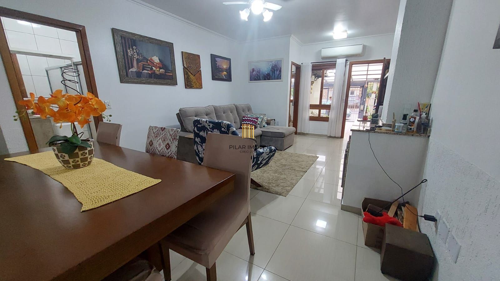 CASA NO LAGOS DE NOVA IPANEMA - 2 QUARTOS E ATELIER NO PISO SUPERIOR
