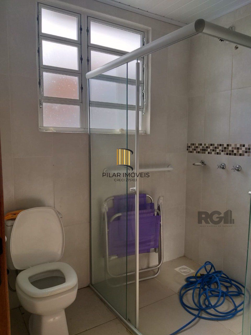 Casa a venda no bairro Alta Petropilis com 100m²