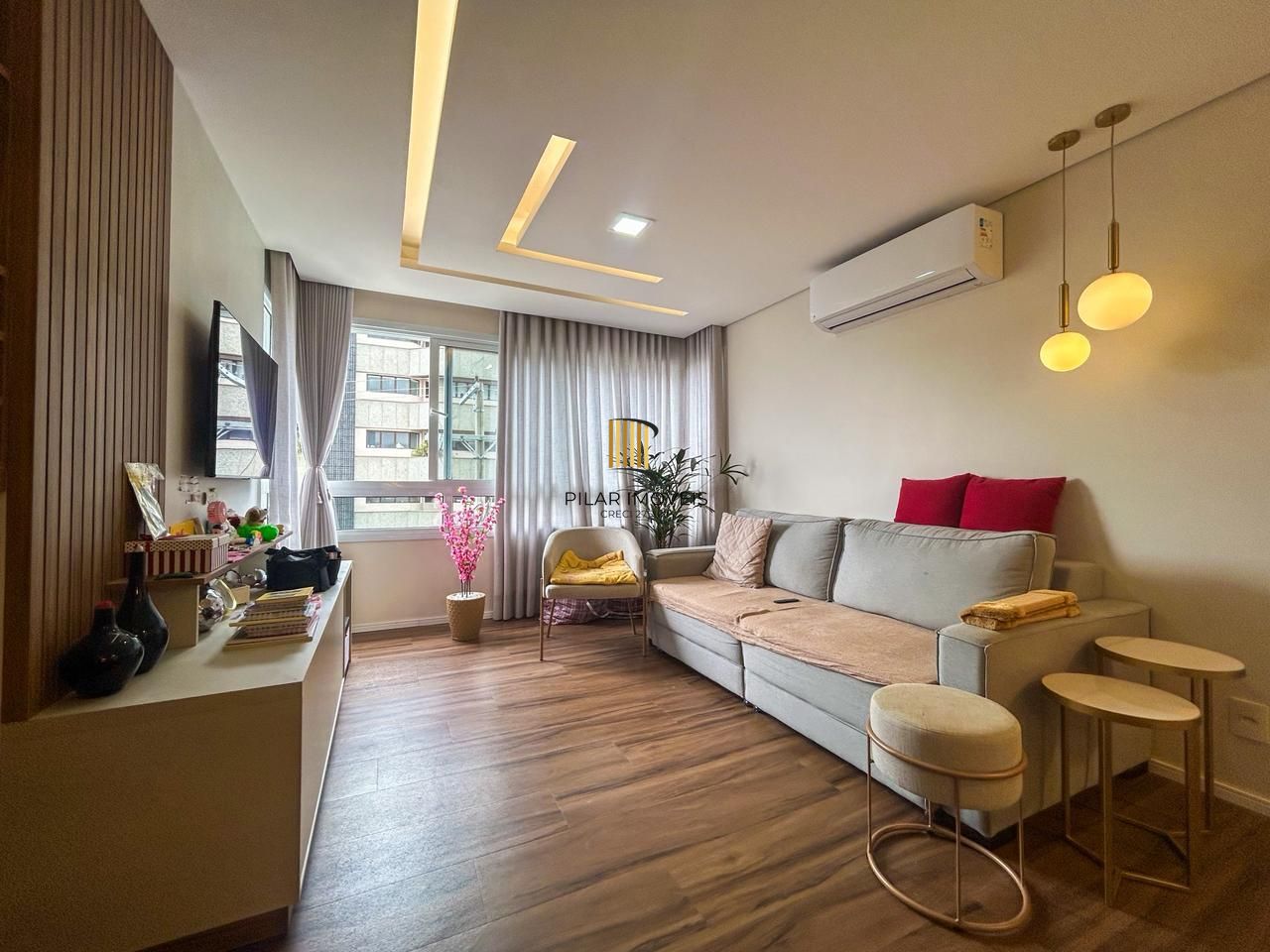 Impecável apartamento 03 dormitórios, 01 suíte - 87m² privativos, condomínio completa infra no Bairro Santa Tereza - Vaga dupla coberta.