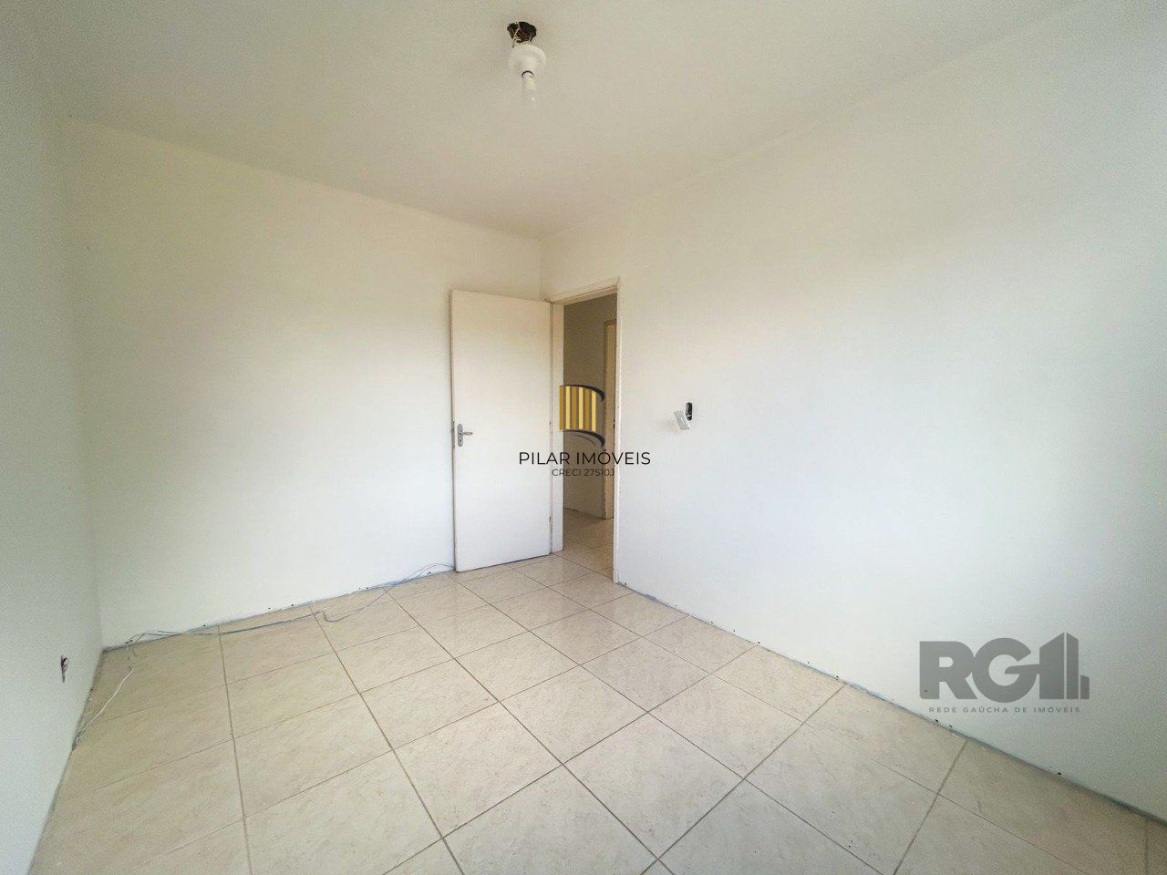 Apartamento com 3 quartos 59,89m² no bairro Vila Nova, Porto Alegre/RS