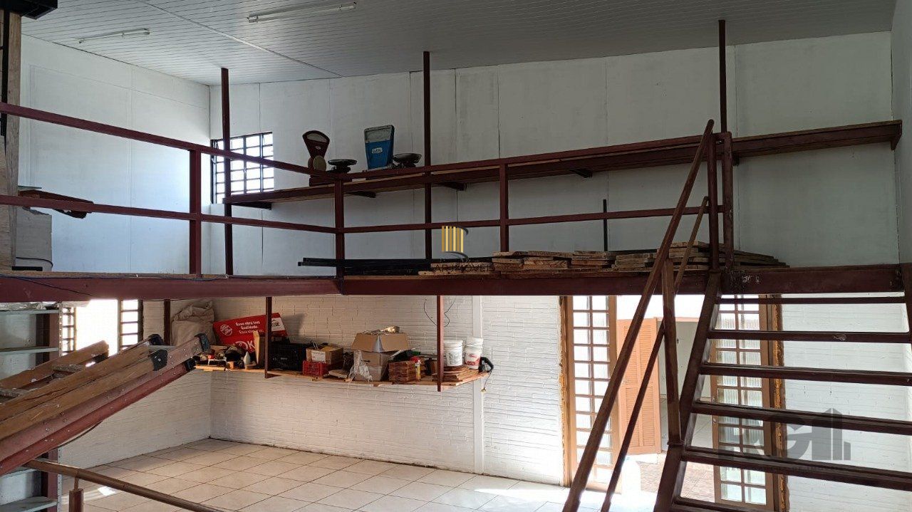 casa mista com 2 vagas na cavalhada Porto Alegre /RS