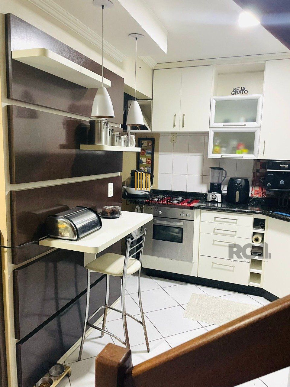 Ótima casa de 3 dormitórios no Condomínio Vivendas do Porto no bairro Tristeza
