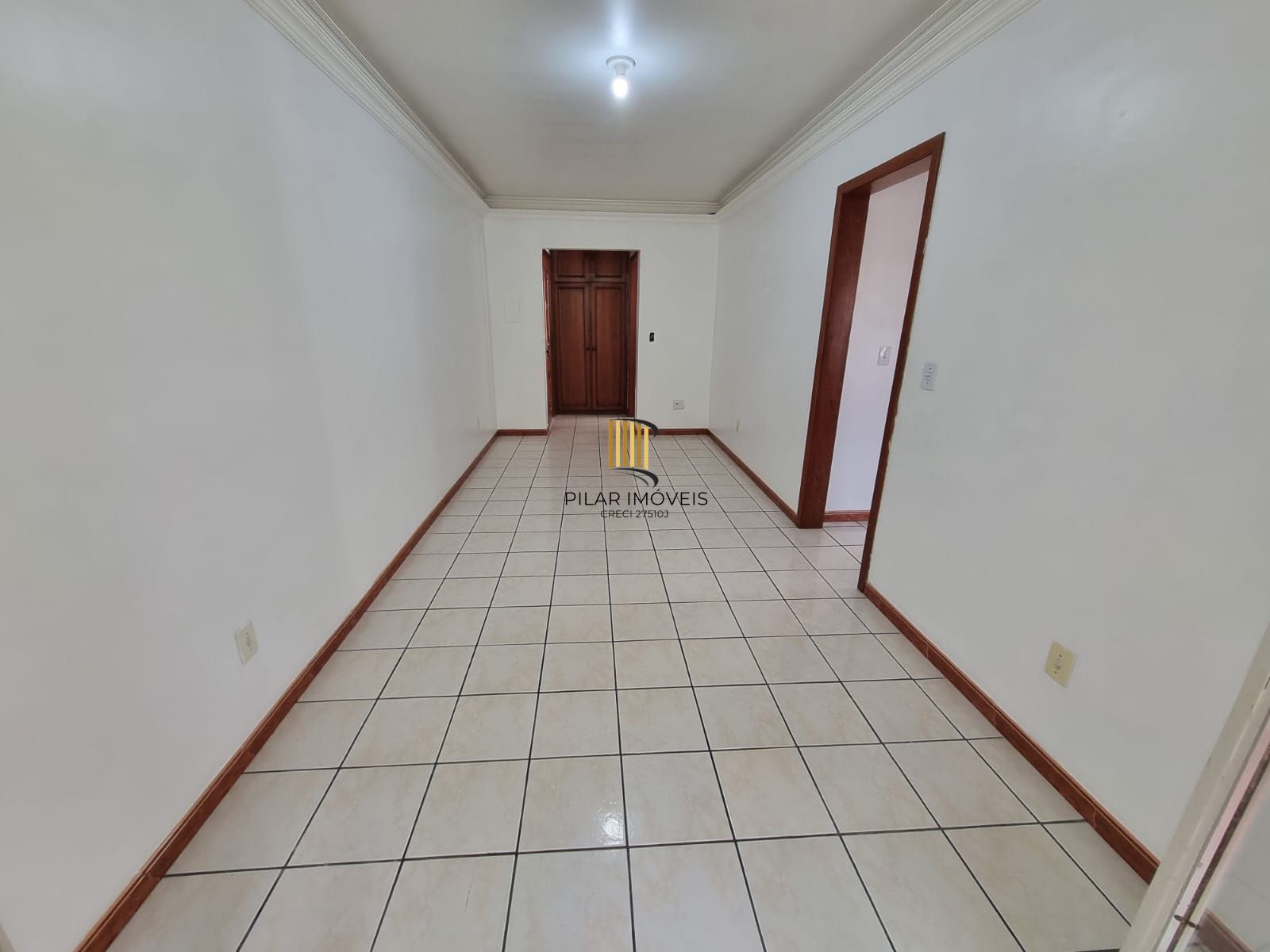 APARTAMENTO 2 DORMITÓRIOS – ÓTIMO ESTADO | LOCALIZAÇÃO PRIVILEGIADA