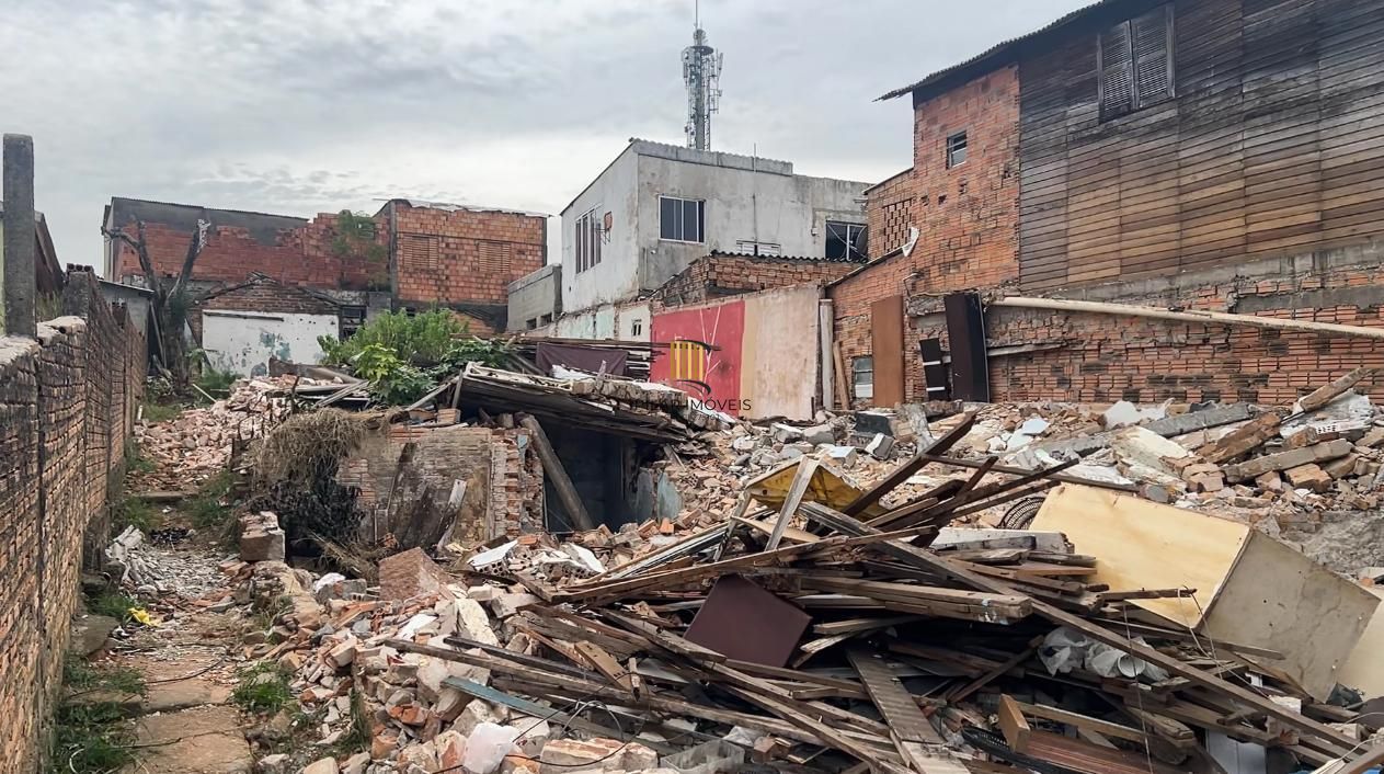 Terreno 9,9 X 33 no bairro Partenon