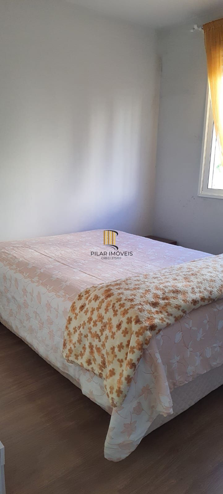Apartamento com 03 dormitórios (01 suíte), 01 vaga no bairro Morro Santana