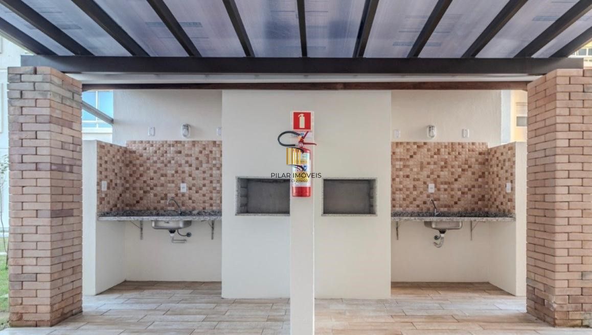 Apartamento com 02 quartos e 01 vaga no Bairro Parque Santa Fé