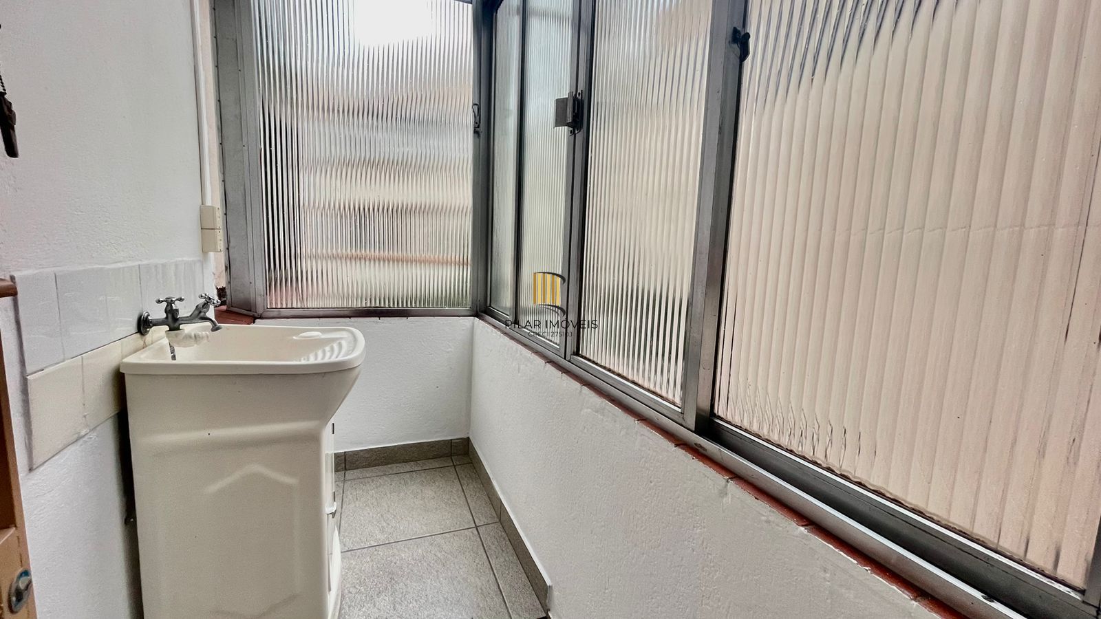 APARTAMENTO 2 DORMITÓRIOS DESOCUPADO - PARTENON - PORTO ALEGRE - RS