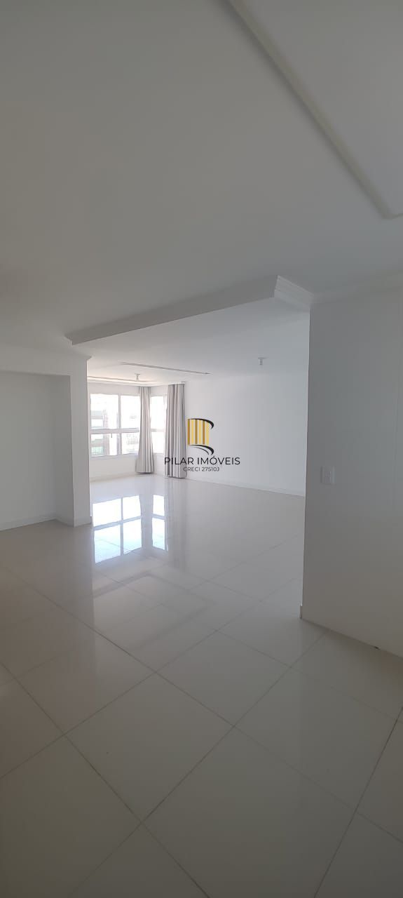 Apartamento com 03 Quartos e 02 vagas em Torres (01 suíte)