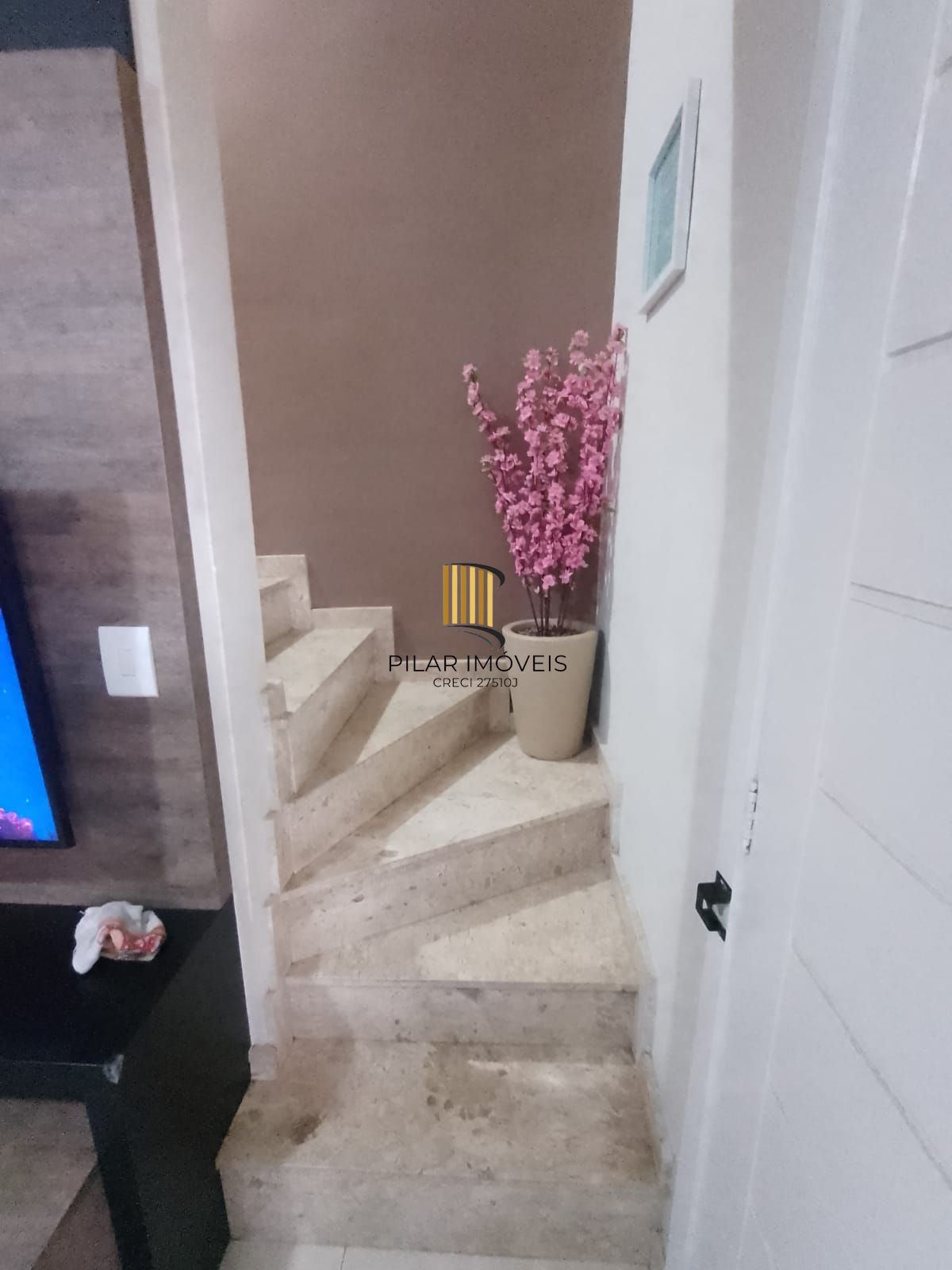 Sobrado 2 quartos Bairro Igará Canoas