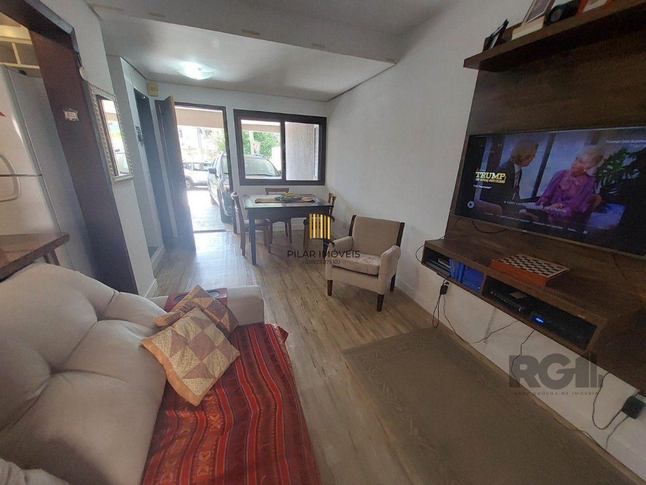 Casa 3 dormitórios no bairro Hípica