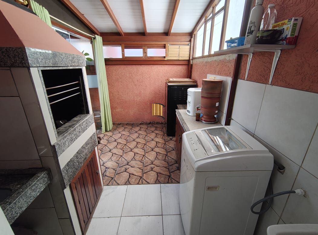 CASA 2D EM CONDOMÍNIO FECHADO COM INFRA - HIPICA - PORTO ALEGRE - RS