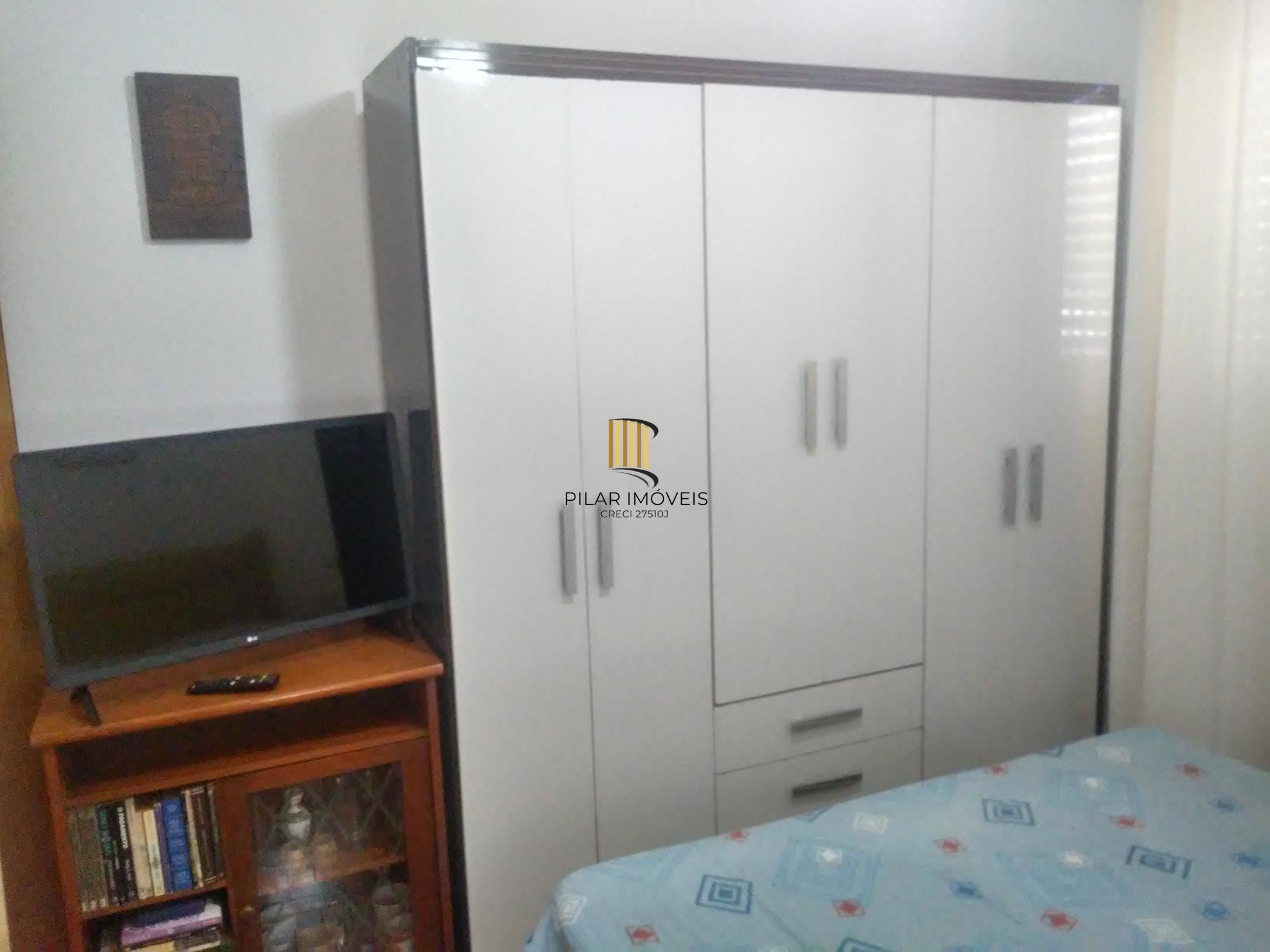 APARTAMENTO 2 DORMITÓRIOS NO 2º PAVIMENTO 1º ANDAR LOCALIZADO  NO BAIRRO SÃO SEBASTIÃO