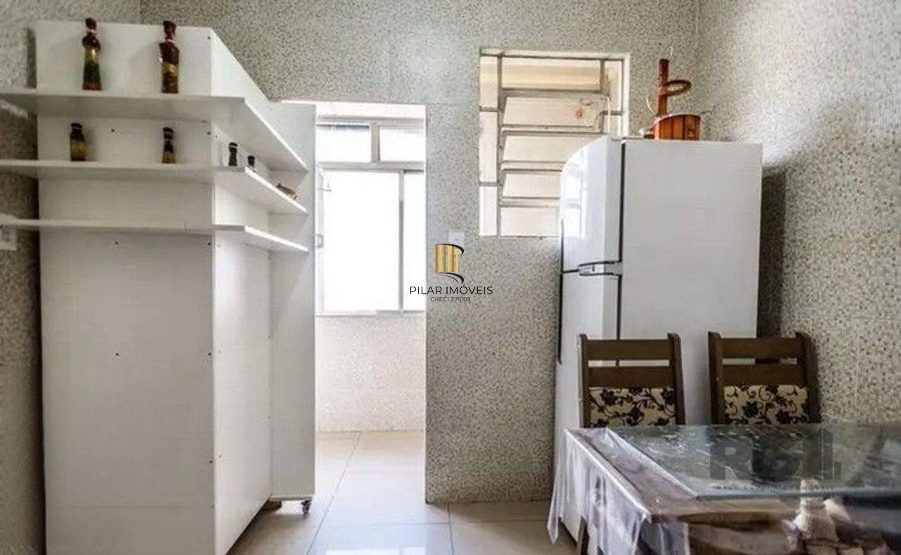 Apartamento com 03 dormitórios no Bairro Rio Branco de Porto Alegre