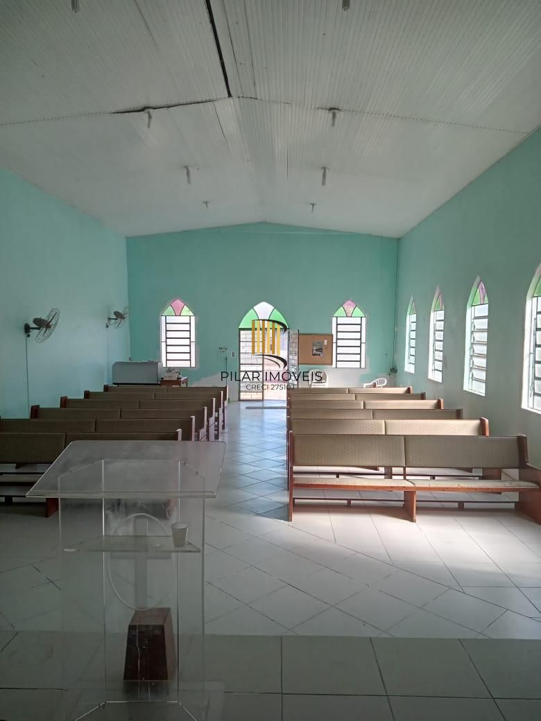 Prédio comercial no bairro Camaquã em Porto Alegre/RS.