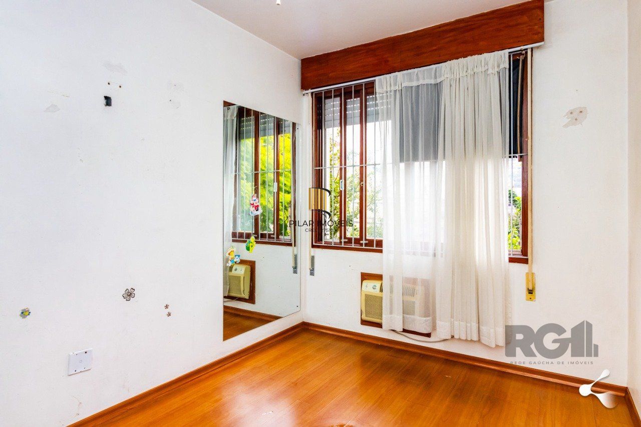 Apartamento com 2 dormitórios e 1 vaga de garagem escriturada  no bairro Rio Branco