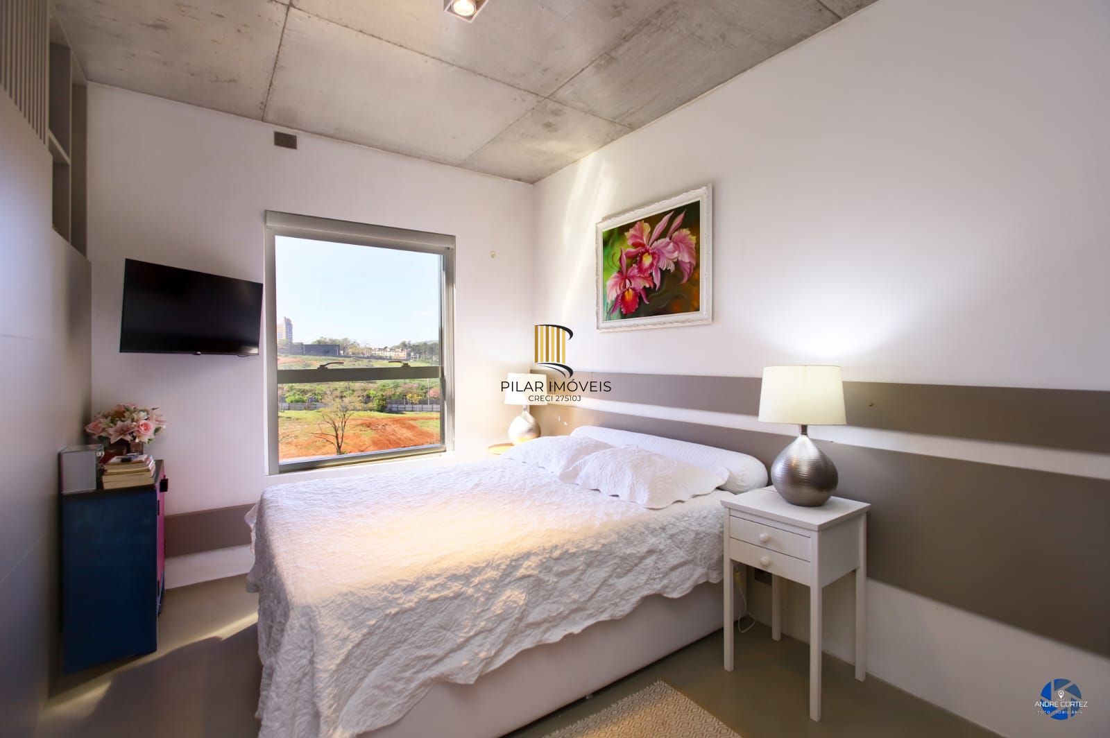 Apartamento de 02 quartos, , 01 vaga, 01 suítes, Área de serviço em Porto Alegre/RS