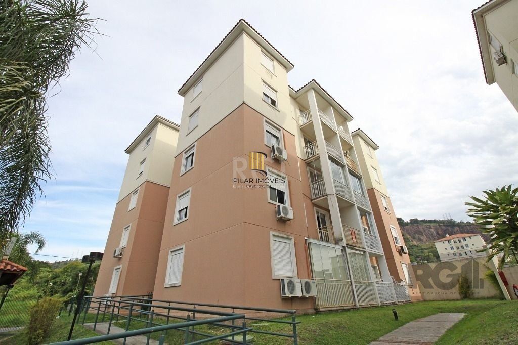 Apartamento de 3 dormitórios com vaga no bairro Morro Santana