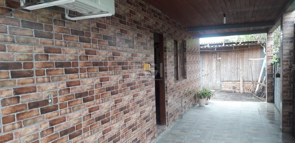 Casa para Venda - 132m², 2 dormitórios, 2 vagas - Lami, Porto Alegre
